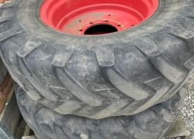 2 x MICHELIN 14.9R24